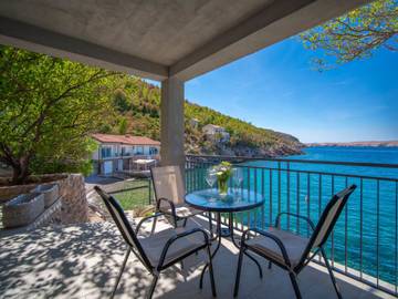Ferienwohnung für 3 Personen, mit Terrasse in Kvarner Bucht
