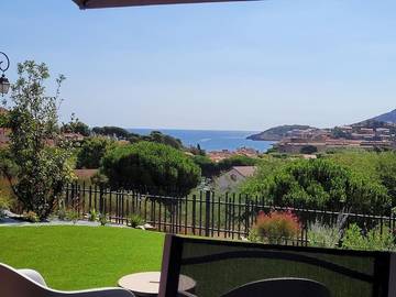Gîte pour 4 personnes, avec vue ainsi que terrasse et jardin dans Gare De Collioure