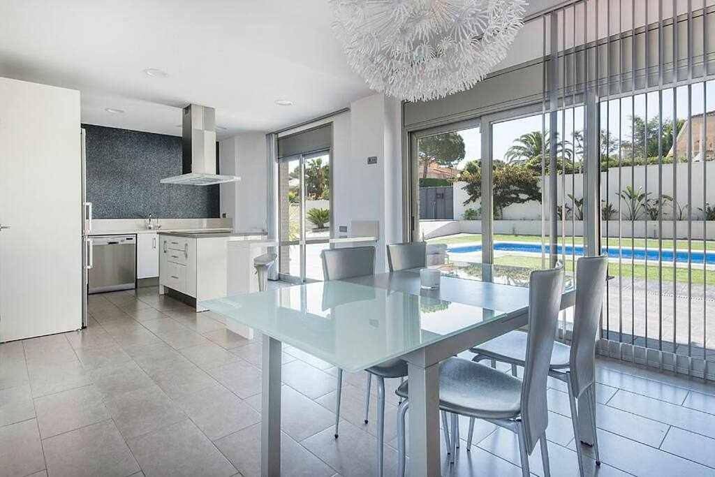 Aimar Casa Beauty La Mora in La Móra, Tarragona