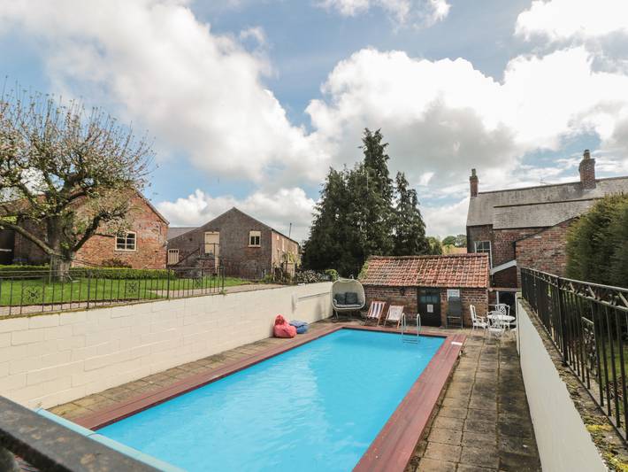 Casa rural para 8 personas, con piscina y jardín, Se admiten mascotas - 1