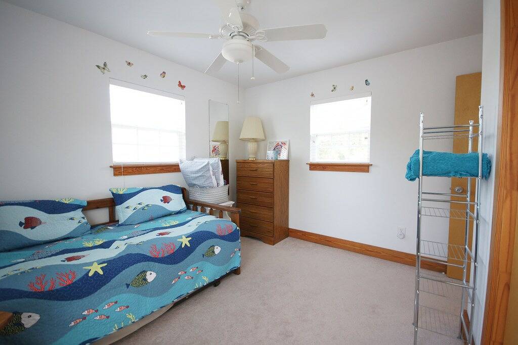 City Woes to Sandy Toes (tierfreundlicher, eingezäunter Hof) in Oak Island (NC), Brunswick County