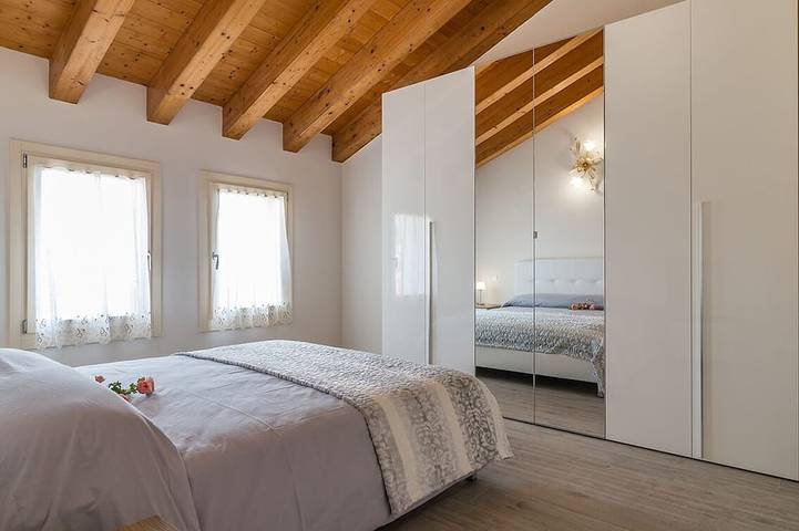 Michelangelo est un appartement spacieux et lumineux in Cimadolmo, Province de Trévise