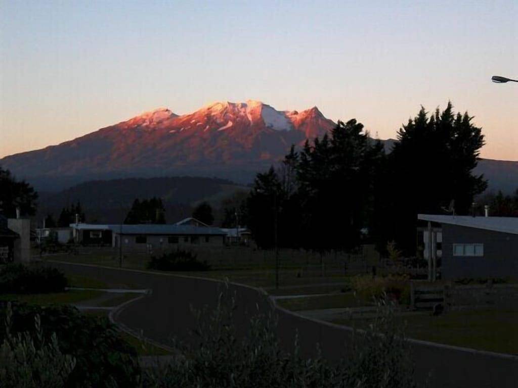 Karottenkuchen Chalet - Ohakune in Ohakune, Ruapehu District