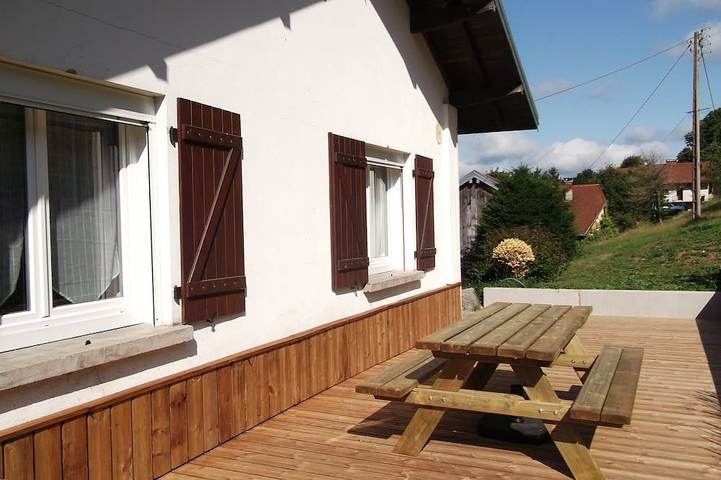 Ganze Wohnung, 2 * gîte umgeben von Natur, Waldblick, für 4 Personen in Le Tholy, Épinal und Umgebung