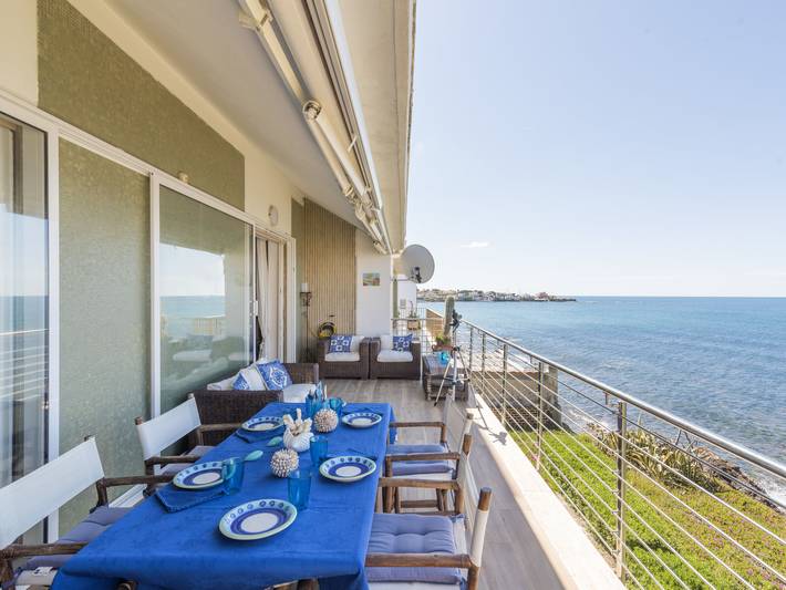 Appartamento per 7 persone, con Balcone e Terrazza nonché Giardino a Civitavecchia