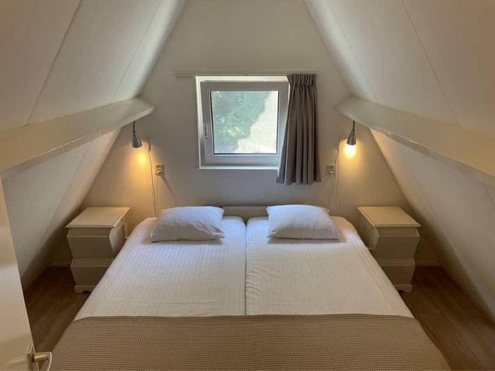 Ferienhaus in Friesland mit Garten in Sint Nicolaasga, Ijsselmeer