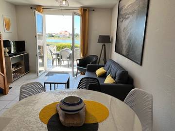 Gîte pour 6 personnes, avec piscine et terrasse dans Port Guillaume