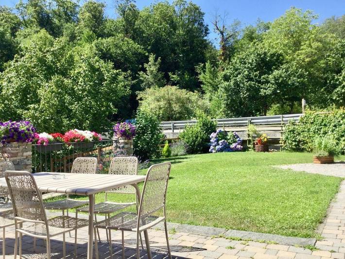 Location de vacances pour 2 personnes, avec terrasse et jardin à Pignone - 4
