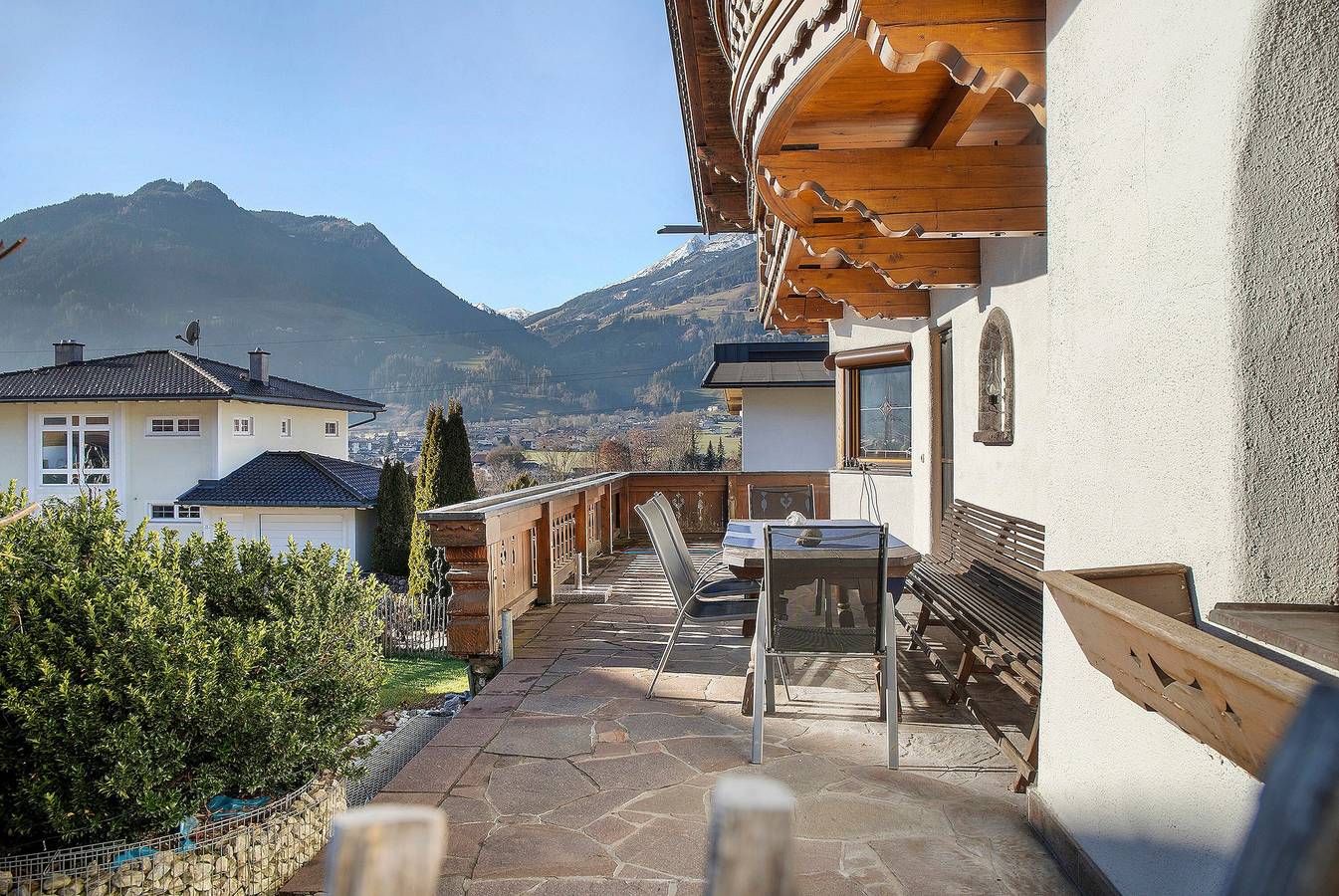 Holiday Home 'Haus Hart Im Zillertal 6 People' with Mountain View, Terrace & Wi-Fi in Hart im Zillertal, Ski-Optimal Hochzillertal