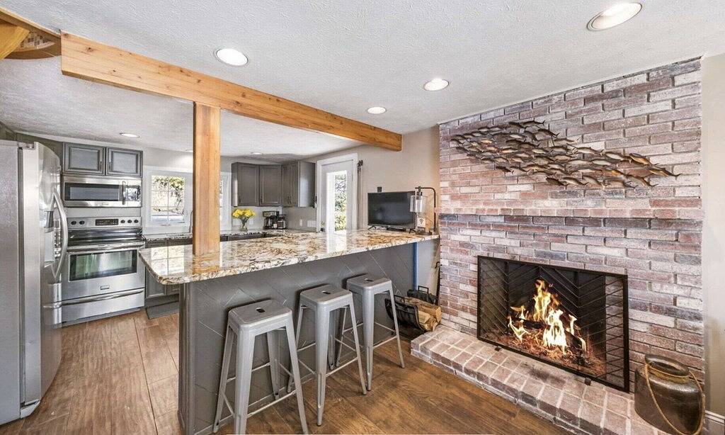 Lake Front Private Home - Winnipesaukee - Gilford Nh in Gilford, Lake Winnipesaukee