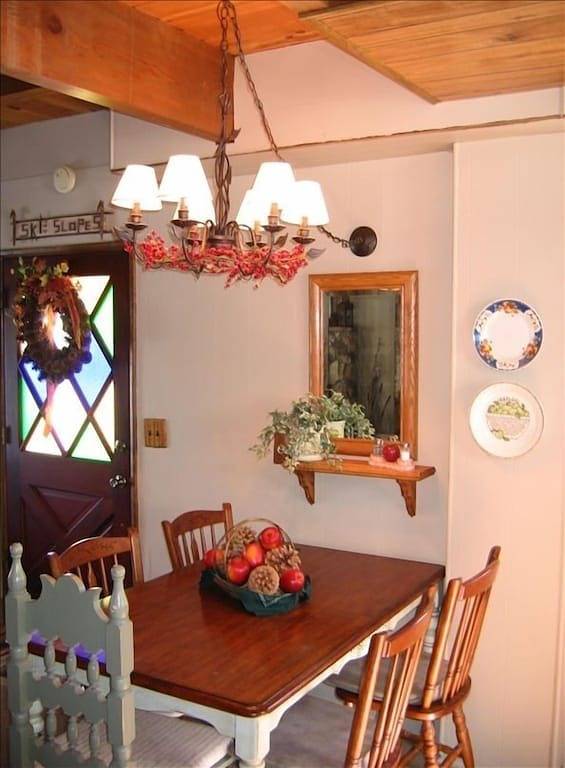 Moonridge Spa Cabin-Nahe Angeln, Golf, Berge, Biking, Zoo, und See in Moonridge, Big Bear Lake