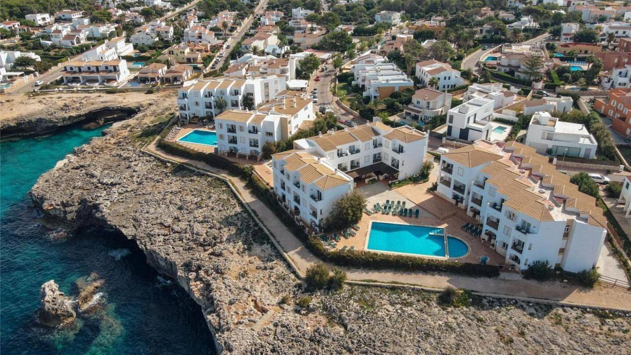 Apartamentos Blancala in Cala Blanca, Ciutadella