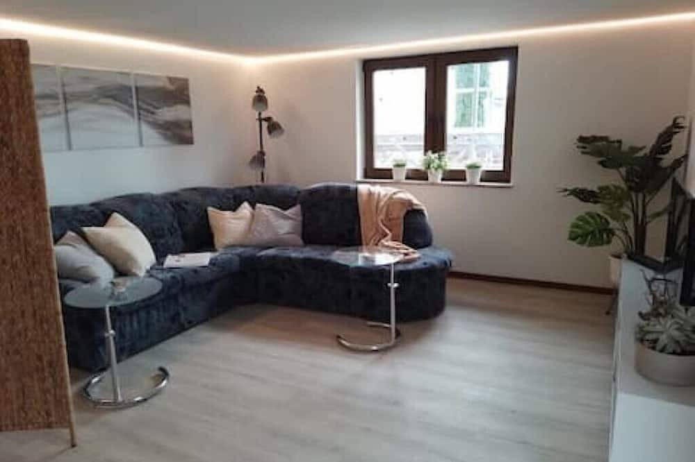 Ganze Wohnung, Sequoia Apt. für Naturliebhaber, in der Nähe vom Nürburgring in Berndorf, Vulkaneifel