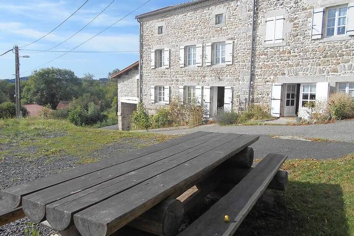 Location de vacances pour 8 personnes dans Palladuc