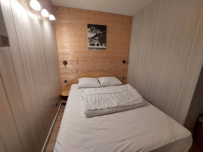 Studio entier, Studio calme avec balcon, près des pistes, parking inclus in Mont-de-Lans, Les Deux Alpes