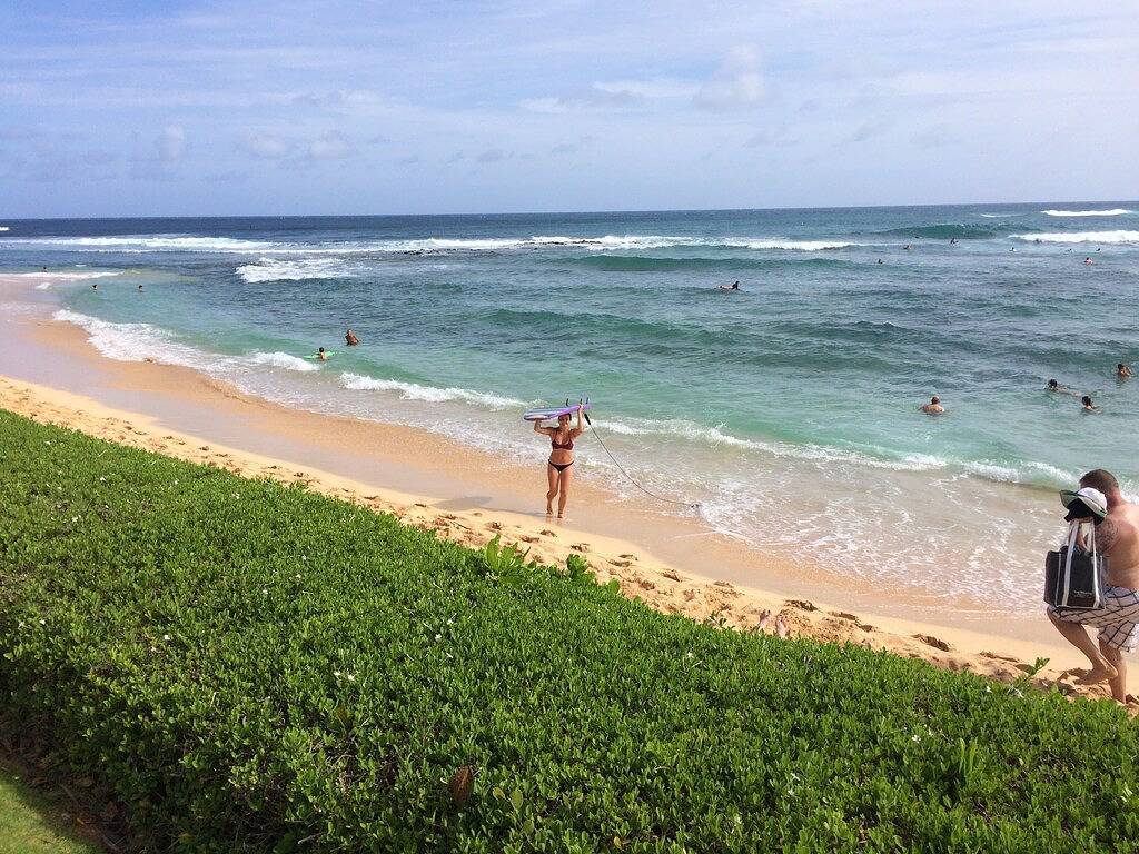 Ganze Wohnung, Kiahuna Plantage Ocean View-nur renoviert, Erdgeschoss, nur wenige Schritte vom Strand entfernt! in Poipu, Koloa