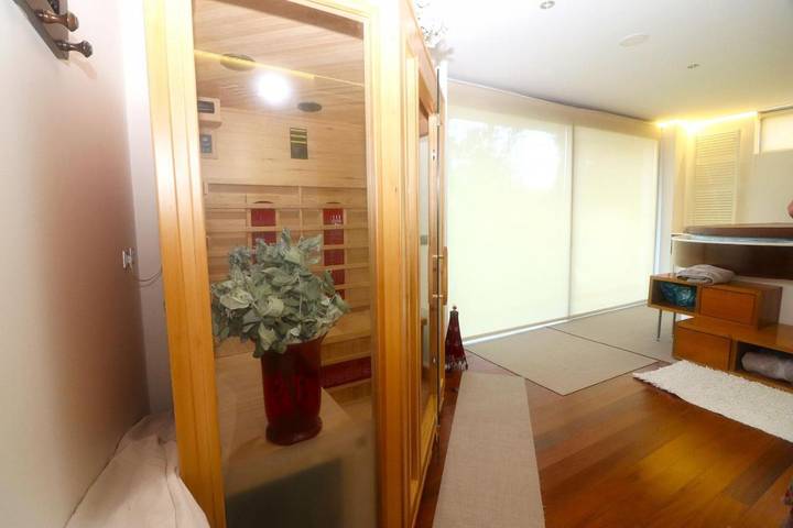 Casa rural para 8 personas, con jardín y terraza además de piscina y vistas al lago en Mosteiro - 4