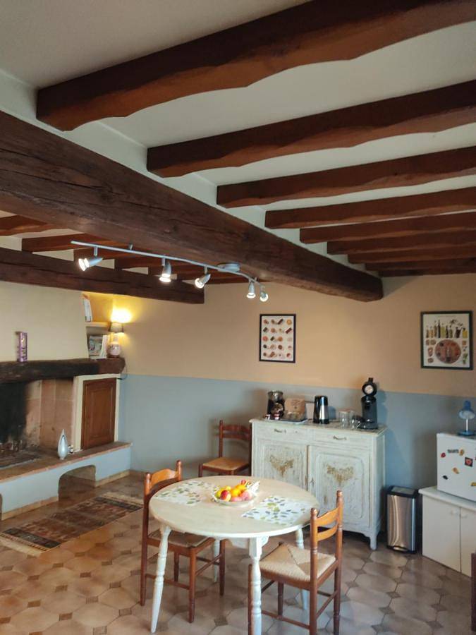 Chambre d’hôte pour 2 personnes, avec Terrasse et Jardin dans Pic de Nore