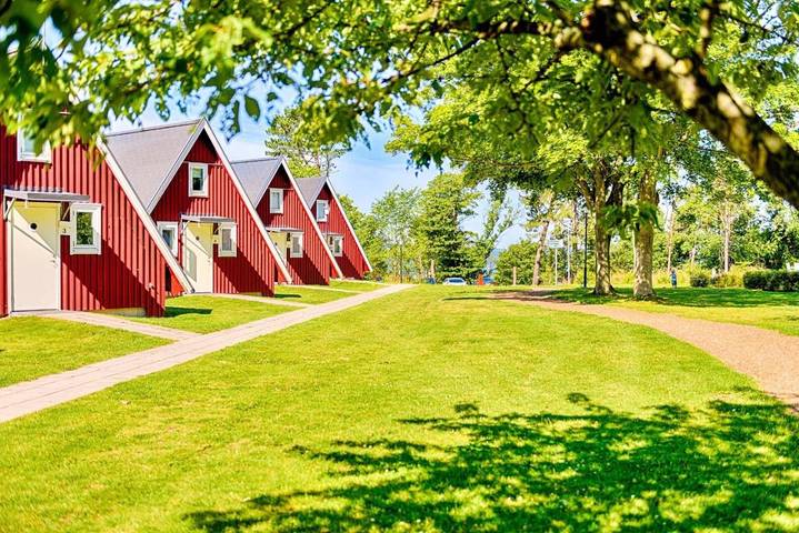 Camping voor 6 personen, with Whirlpool and Terras as well as Tuin and Sauna in Skane