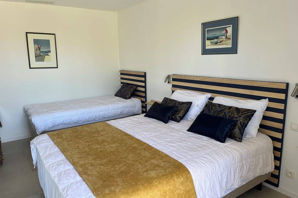Chambre d'hôtes  N°2 Saint Raphael in Saint-Raphaël, Côte méditerranéenne (France)