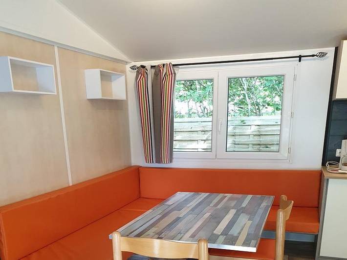 Camping Le Moulin Du Roy - Mobilheim 4 personen - Mobilheim Confort Irm - 2 Schlafzimmer - 25m² in Revel, Lauragais