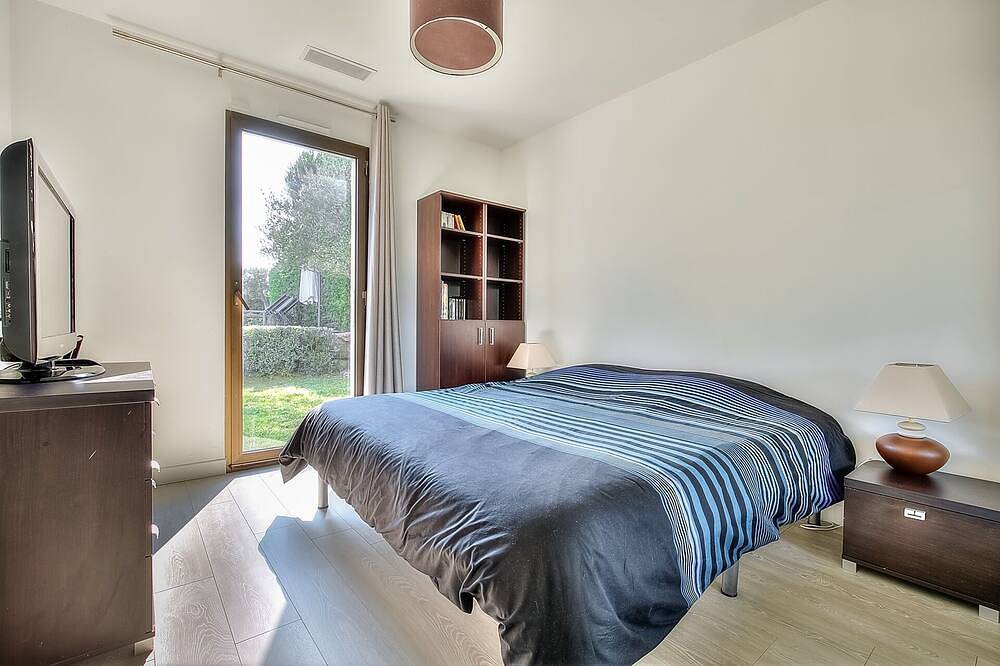 Villa mit Pool in prestigeträchtiger Domäne! in Villeneuve-Loubet, Mittelmeerküste (Frankreich)
