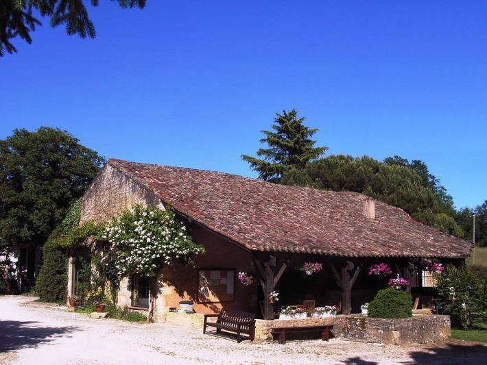 Village vacances pour 4 personnes, avec Jacuzzi et Terrasse ainsi que Jardin et Piscine dans le Sud de la France