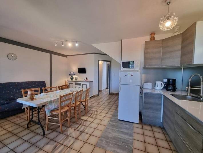 Gîte pour 6 personnes à Saint-André-d'Apchon - 3