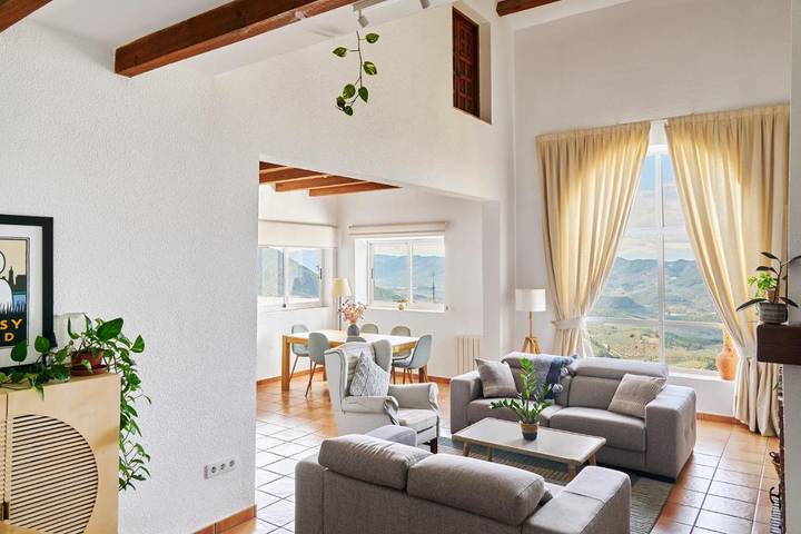 Apartamento de vacaciones para 3 personas, con vistas y balcón en Provincia de Jaén - 2