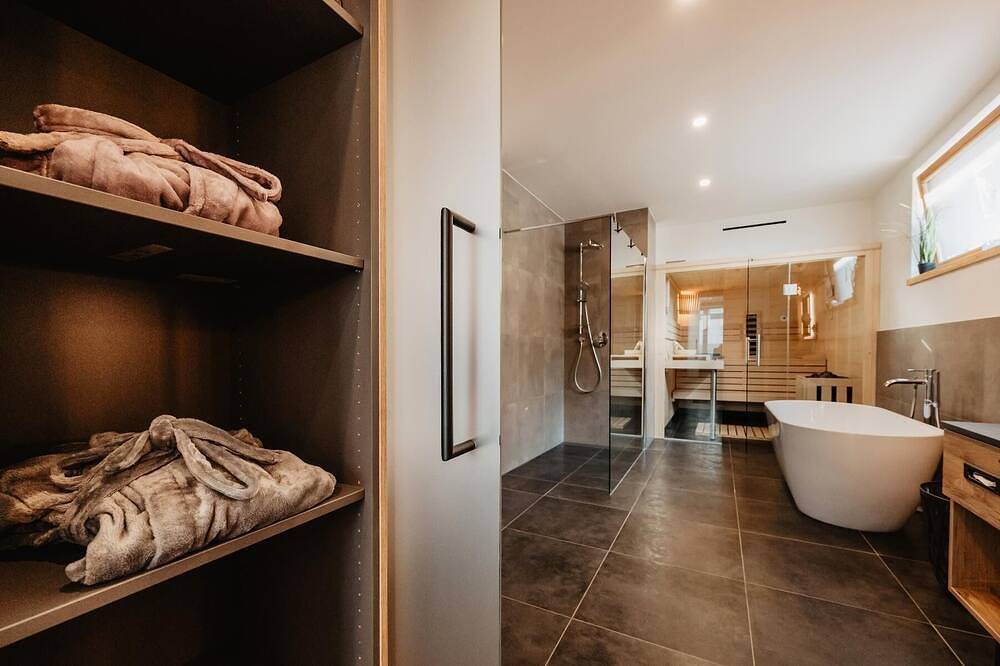 Ganze Wohnung, Rachel Suite mit Whirlpool und Sauna für 2 Personen in Zwiesel, Ostbayern