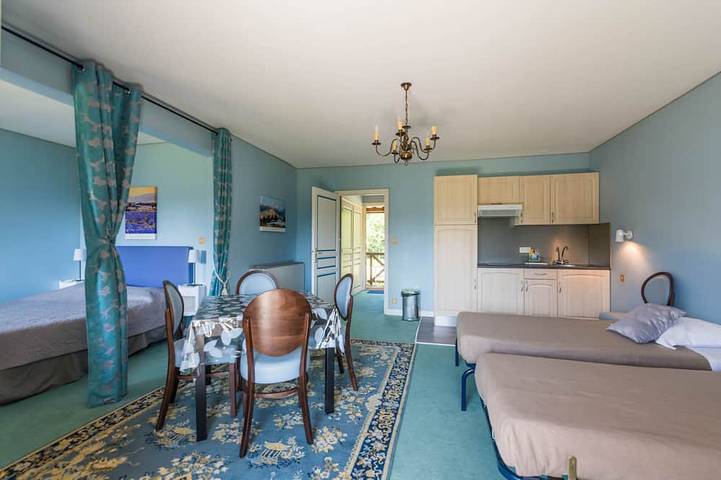 Gîte pour 4 personnes, avec jardin et piscine ainsi que sauna et balcon dans Grotte de Lascaux - 3