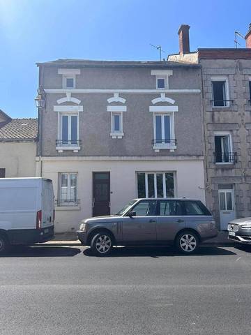 Gîte pour 5 personnes, avec terrasse à Bussière-Poitevine