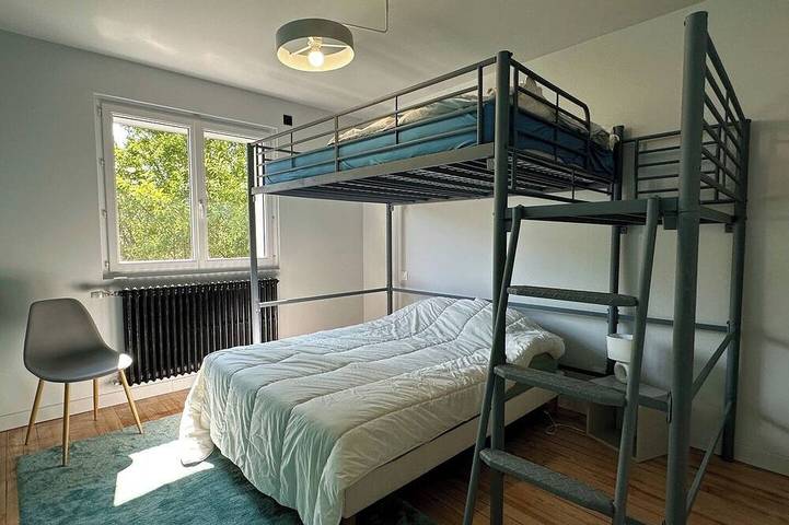 Location de vacances pour 9 personnes à Vals-près-le-Puy - 3