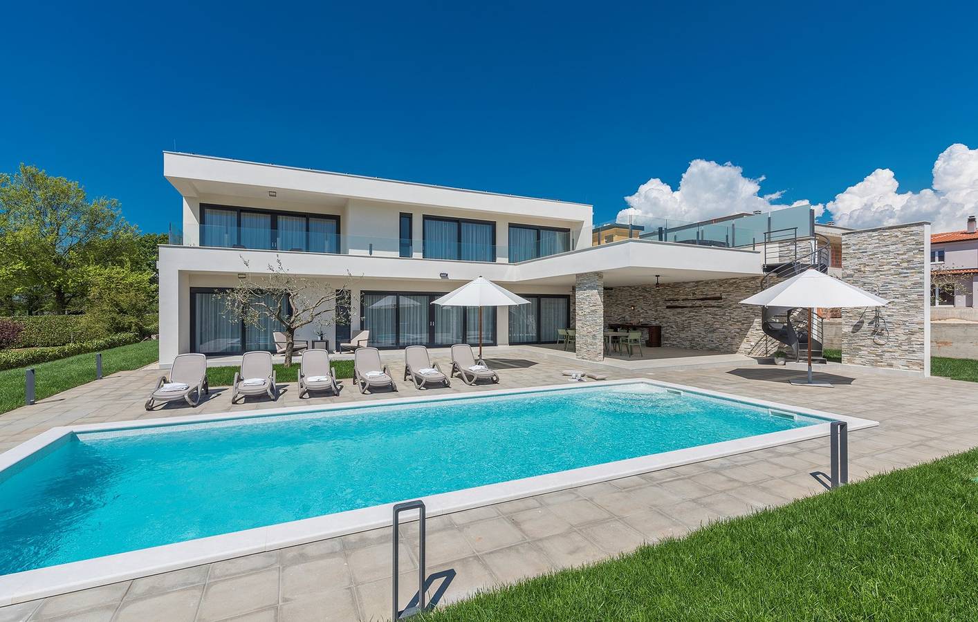 Modern Private Villa with Whirlpool, Sauna, Pool, and Sea View Near Novigrad in Novigrad, Regio Umag