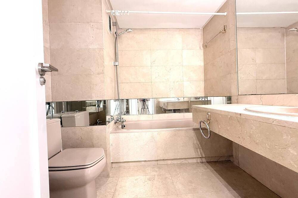 Apartamento entero, Vrbo Property in Chamberí (Madrid), Madrid