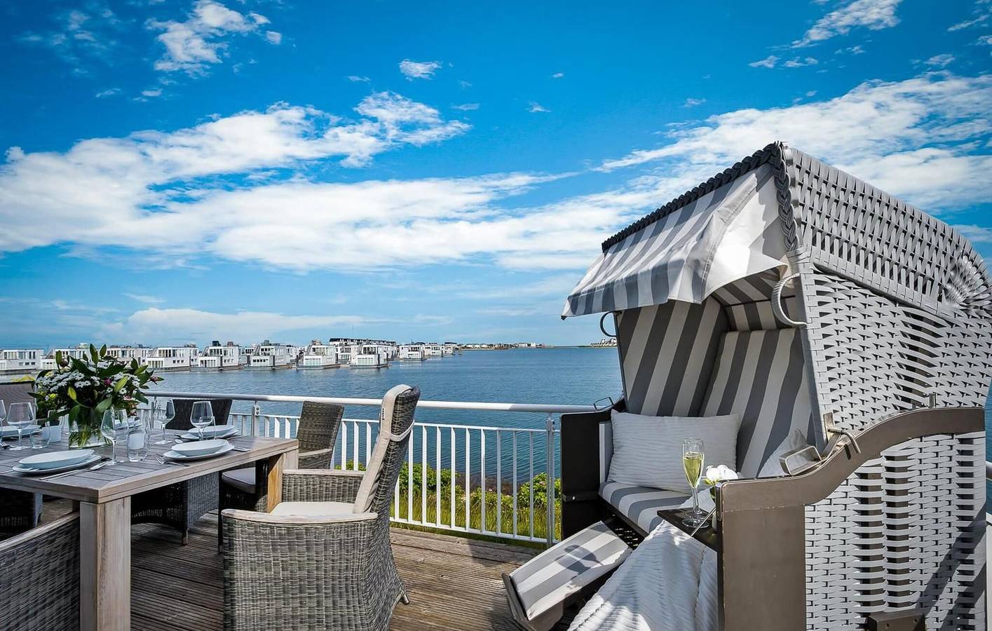 Apartment mit Meerblick, Terrasse, TV, Internet und Parkplatz! in Olpenitz, Kappeln