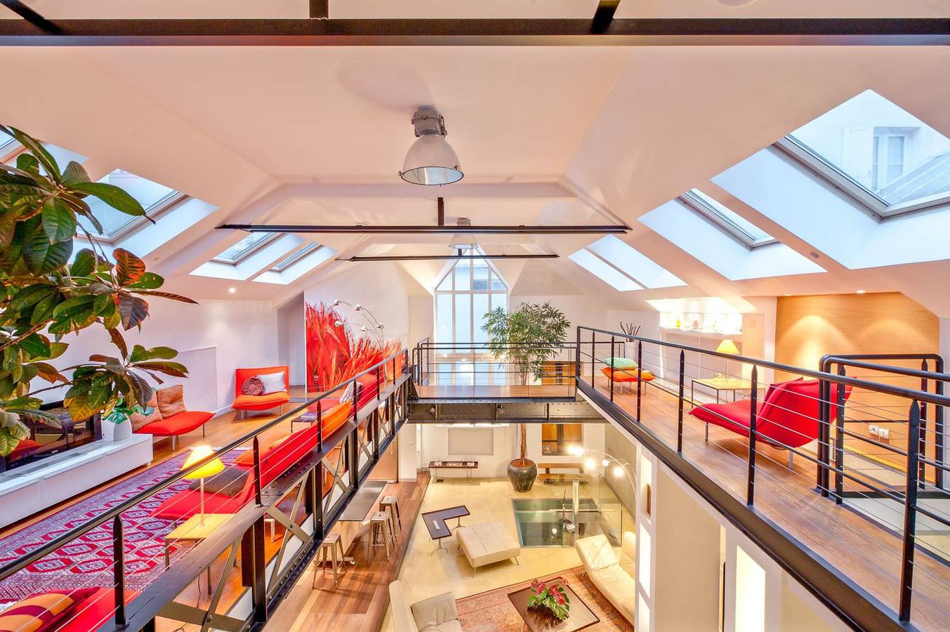 Art Space in Paris, Ile de France