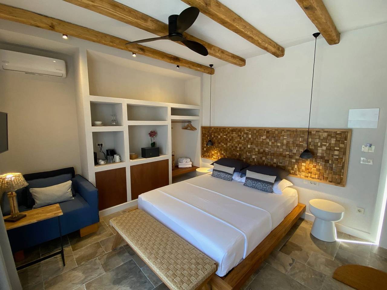 Rhethion Suite, Divine Sea Views, Private Pool, Furnished Terrace, Milos in Pollonia, Milos