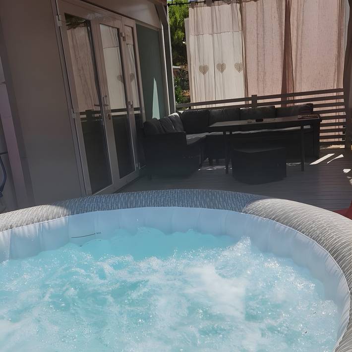Ferienwohnung für 6 Personen, mit Garten und Whirlpool - 1