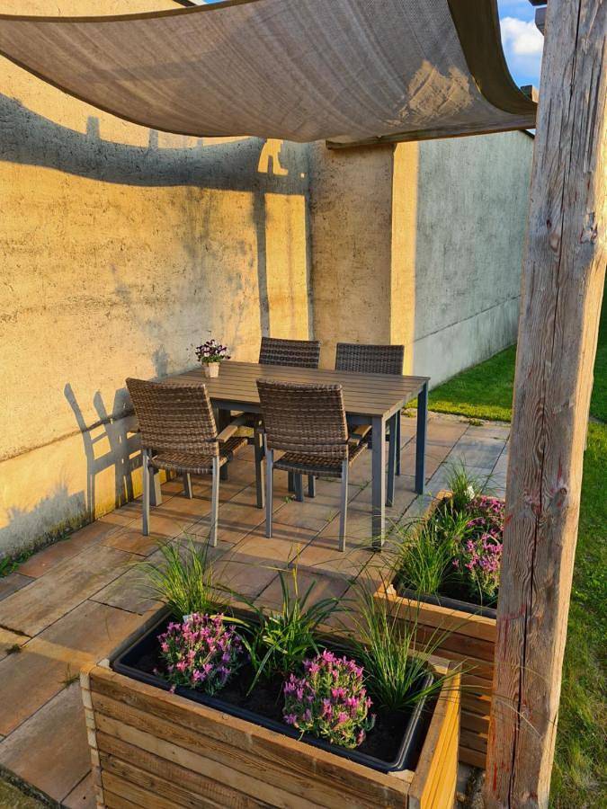 Ferienwohnung für 2 Personen, mit Terrasse und Garten sowie Ausblick in Malschwitz - 3
