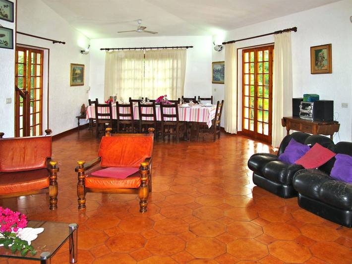 Location de vacances pour 10 personnes, avec jardin et terrasse à Sorso - 4