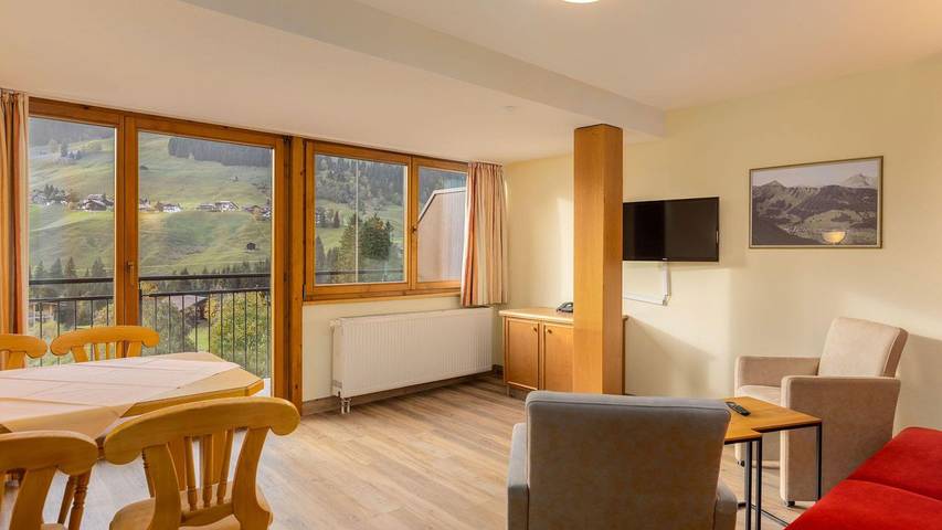 Ferienwohnung für 4 Personen, mit Terrasse und Sauna sowie Garten und Pool im Kleinwalsertal - 4