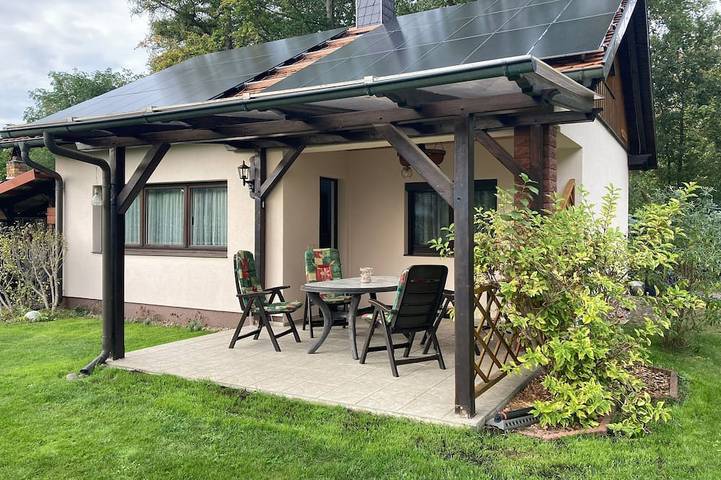 Ferienhaus für 4 Personen, mit Terrasse und Garten in Belgern-Schildau