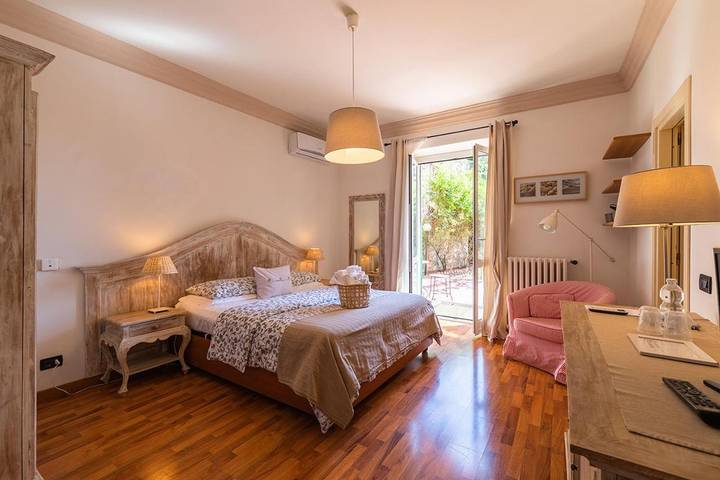 Chambre d’hôte pour 4 personnes, avec jardin à Noli - 2