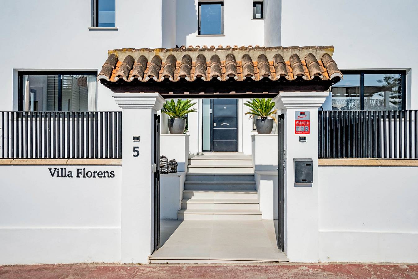 Villa Florens in Marbella West, Marbella