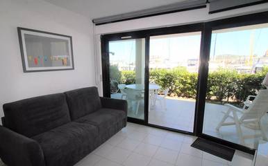 Gîte pour 4 personnes, avec piscine dans Port Cogolin