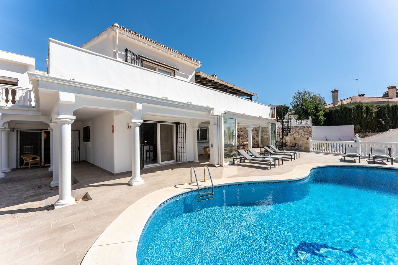 Holiday Home 'Beachfront Luxury Villa La Cala' with Private Pool, Wi-Fi and Air Conditioning in La Cala de Mijas, Mijas