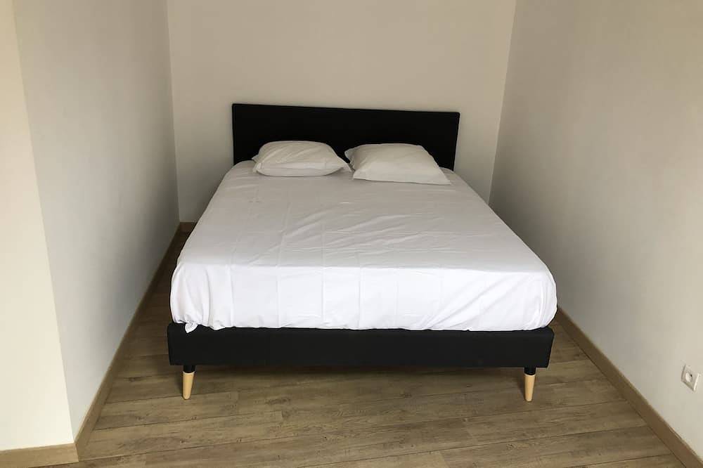 Apartamento entero, Apartment in the center of Rochefort du Gard in Rochefort-du-Gard, Region de Nimes