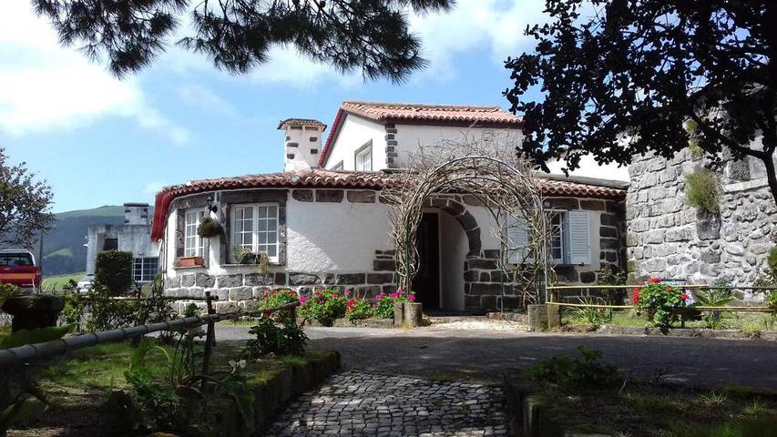 Location de vacances pour 6 personnes, avec Balcon et Terrasse ainsi que Jardin et Vue à Povoação - 2