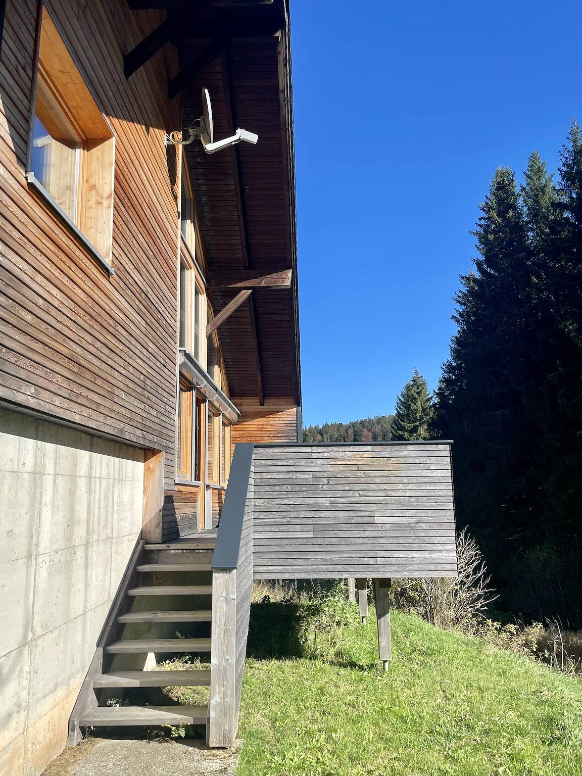 Vakantiehuis 'Chalet 22 Bernau' met Uitzicht op de Bergen, Wi-Fi en Airconditioning in Bernau im Schwarzwald, Zuidelijk Zwarte Woud